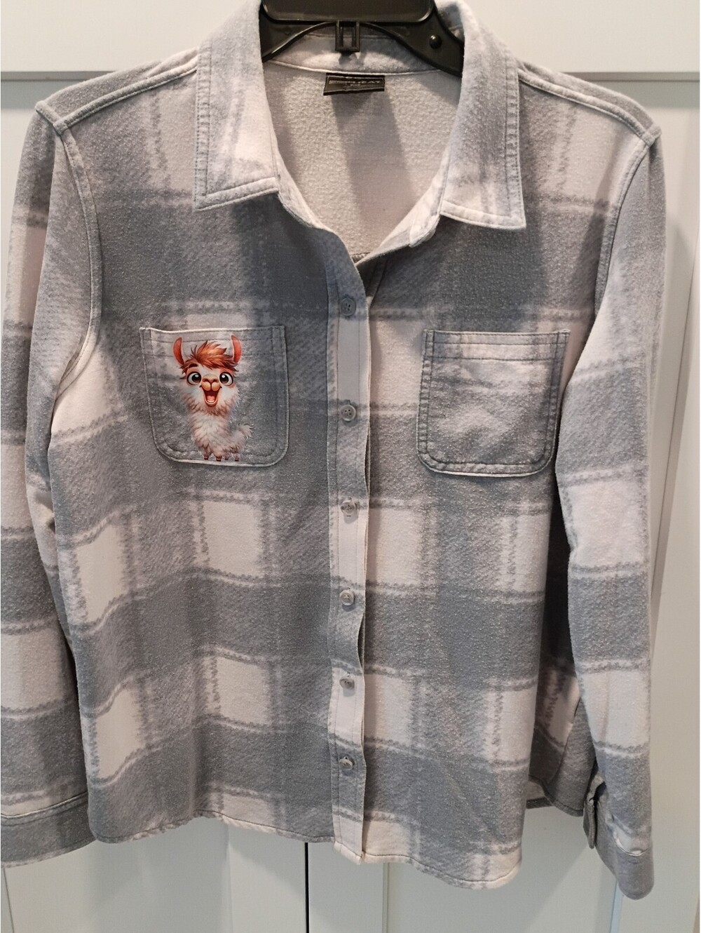 32 Degrees Heat Medium Gray and White Plaid Button-Up Shirt with Llama Design